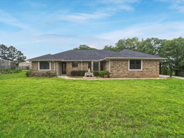 House for sale in Collinsville, Texas