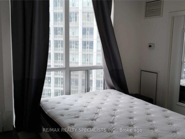 House for rent in Spadina—Fort York, Toronto