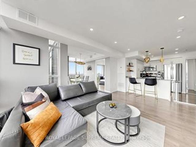 Condo for sale in Woburn, Ontario