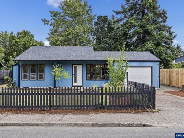 House for sale in Oregonia