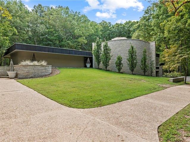 House for sale in Harrison, Boone County