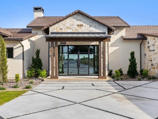 House for sale in Spicewood, Texas
