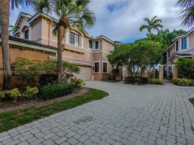 Condo for sale in Weston, Florida