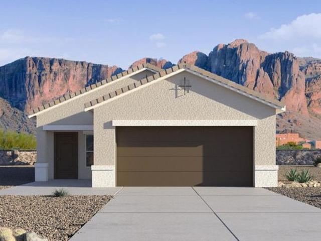 House for sale in Apache Junction, Arizona