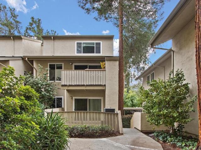 Condo for sale in Walnut Creek, California