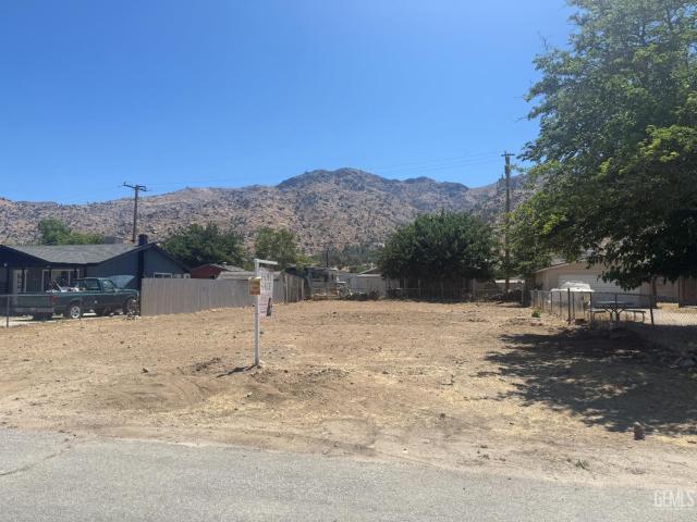 Land for sale in Lake Isabella, California