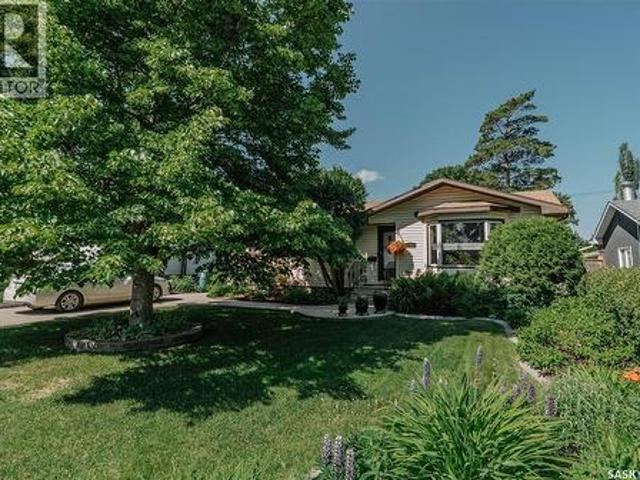 House for sale in Saskatoon, Saskatchewan