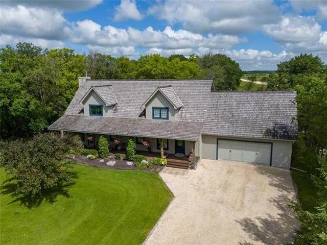 House for sale in Springfield, Manitoba