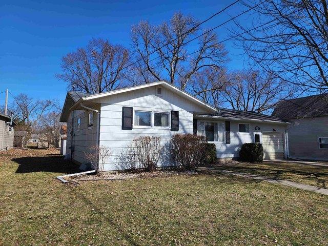 House for sale in Emmetsburg, Iowa
