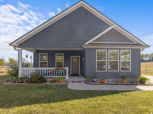 House for sale in Cornersville, Middle Tennessee