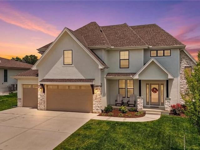 House for sale in Blue Springs, Missouri
