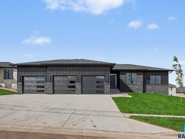 House for sale in Sioux Falls, Minnehaha County