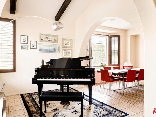 House for sale in Canyon Country, California