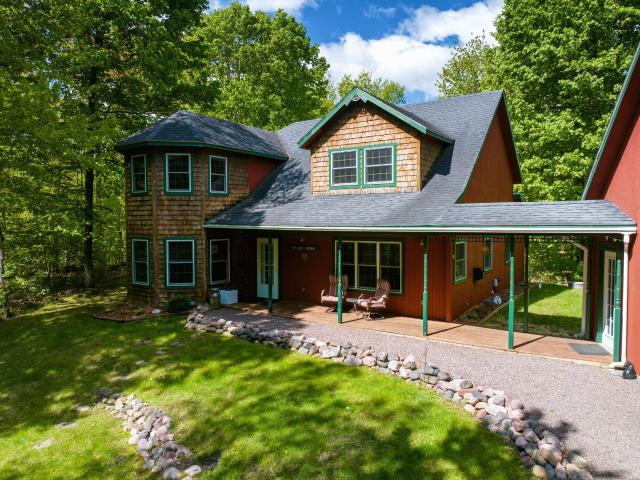 House for sale in Birchwood