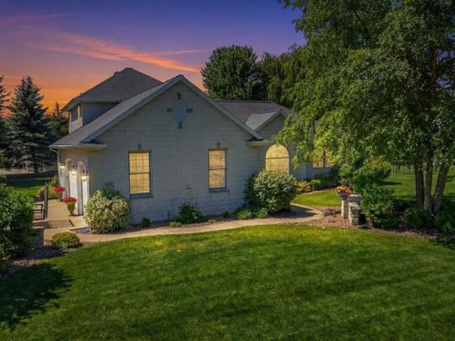House for sale in Oshkosh, Wisconsin