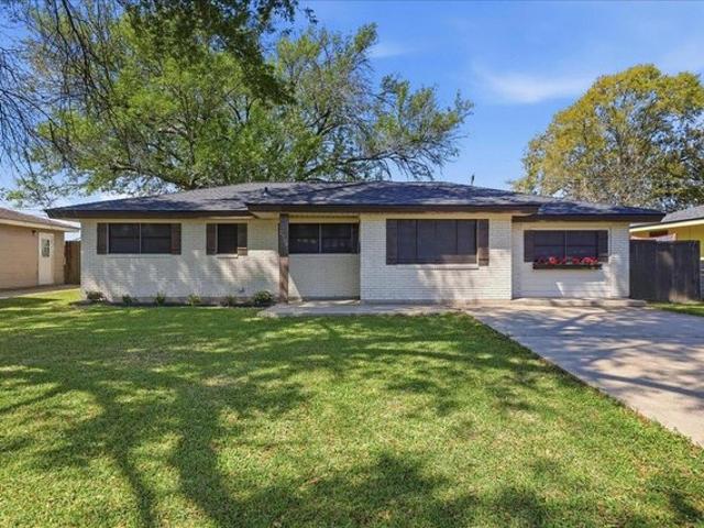 House for sale in Jefferson, Texas