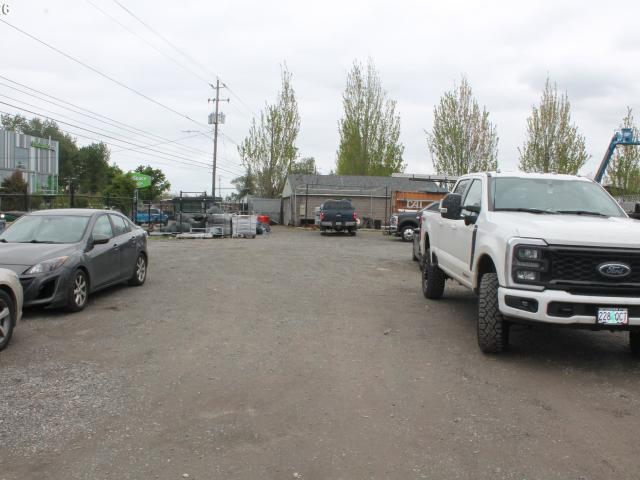 Commercial for sale in Oregonia