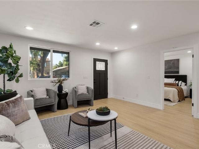 Property for rent in Canoga Park, California