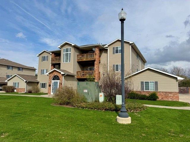 Condo for sale in Iowa City, Iowa