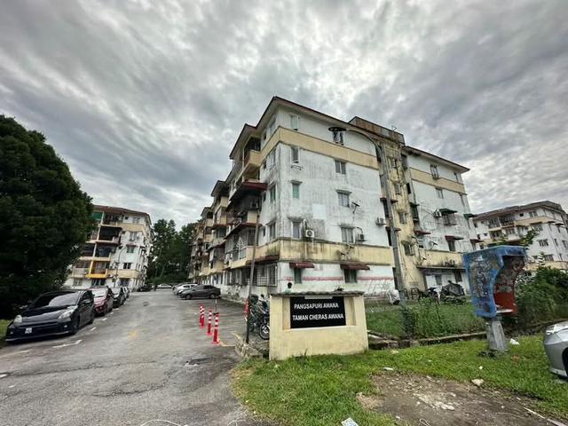 Apartment for sale in Kajang, Langat