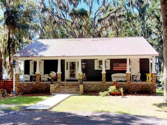 House for sale in Pinetta, Florida