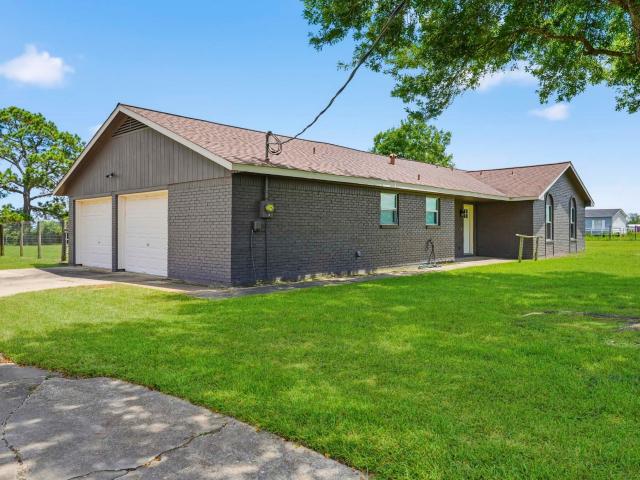 House for sale in Beasley, Texas