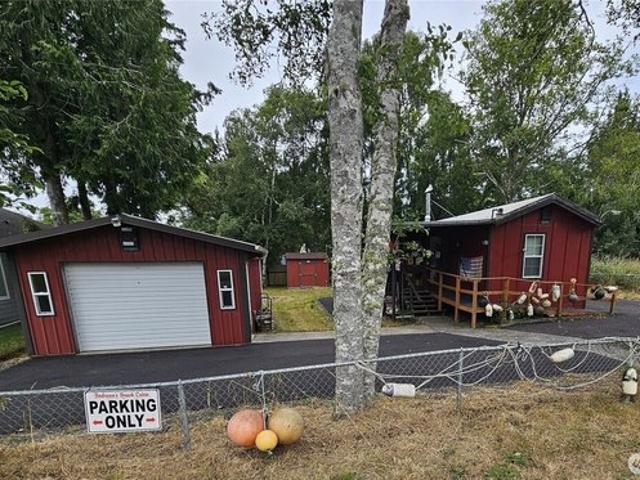 House for sale in Ocean Park, Washington