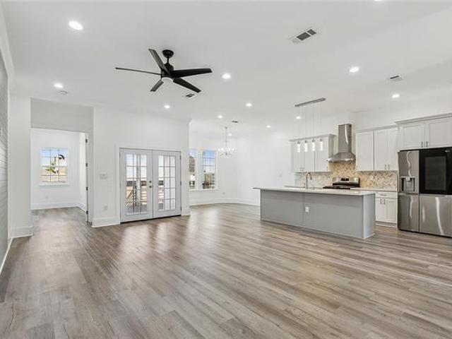 House for sale in Meraux