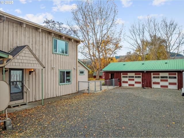 House for sale in Oregonia