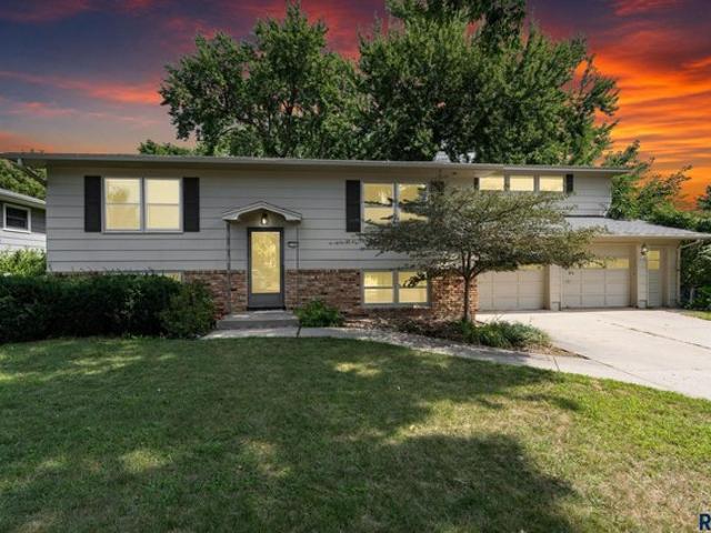 House for sale in Sioux Falls, South Dakota
