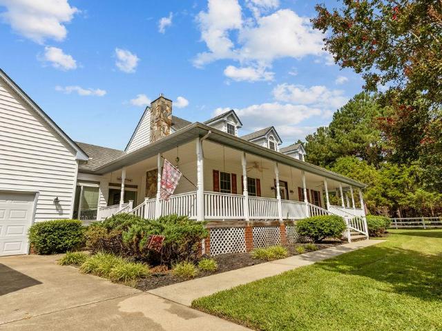 House for sale in Windsor, Isle of Wight County
