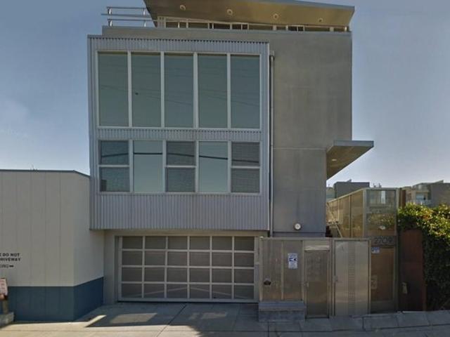 Condo for sale in Berkeley, California