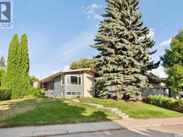House for sale in Saskatoon, Saskatchewan