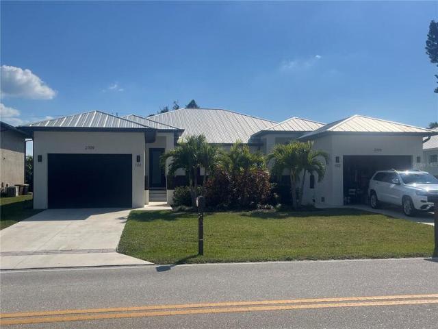 Duplex for sale in Punta Gorda