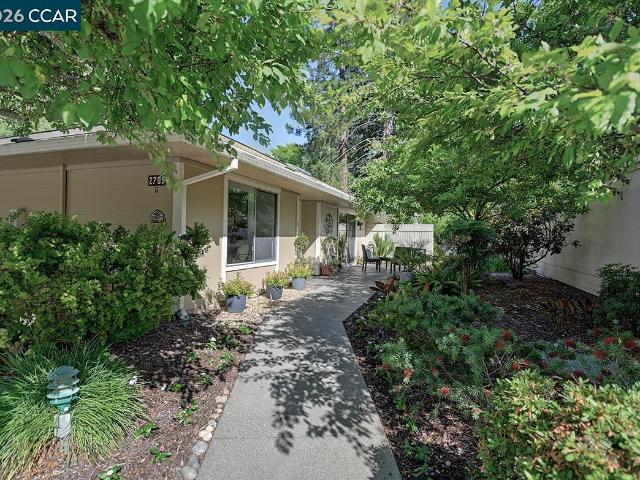 Condo for sale in Walnut Creek, California