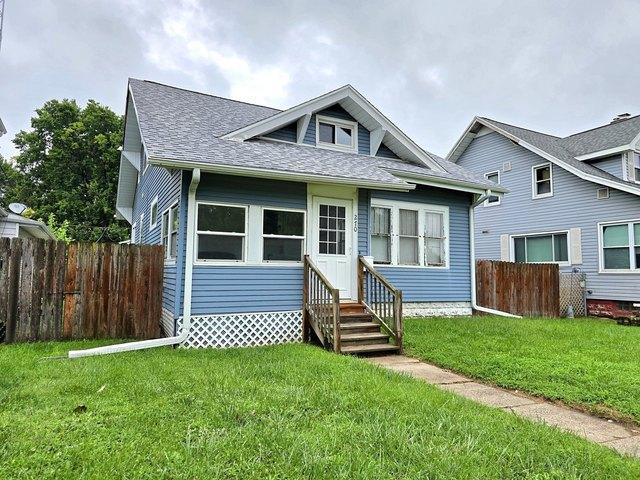 House for sale in Clinton, Iowa