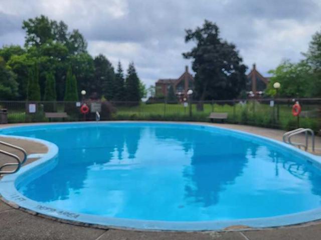 Apartment for rent in Mulhurst Bay, Ontario