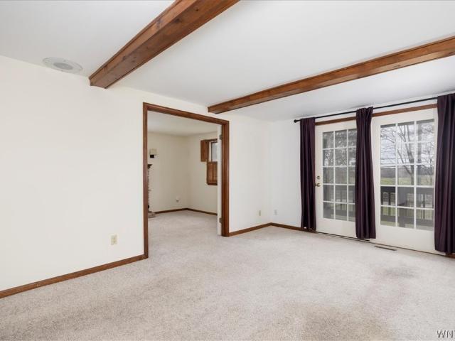 Condo for sale in Aurora, New York