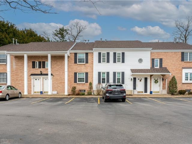 Condo for sale in Aurora, New York