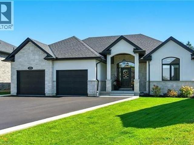 House for sale in Waterford, Ontario