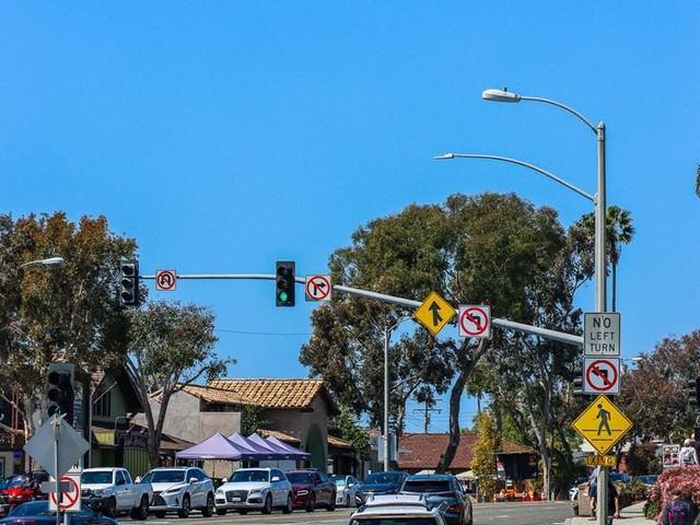 Apartment for rent in Laguna Beach, California