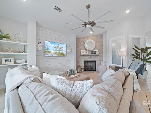 House for sale in Gulf Shores, Alabama