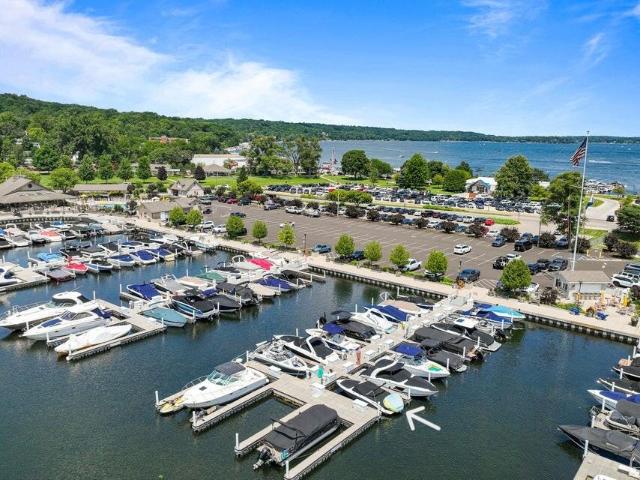 Condo for sale in Fontana, Wisconsin