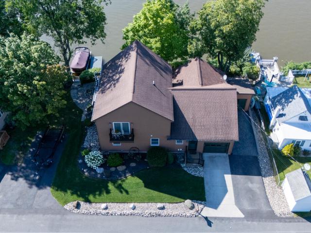 House for sale in Colonie, New York