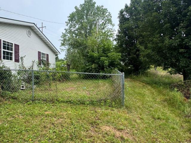 House for sale in Tyner, Kentucky