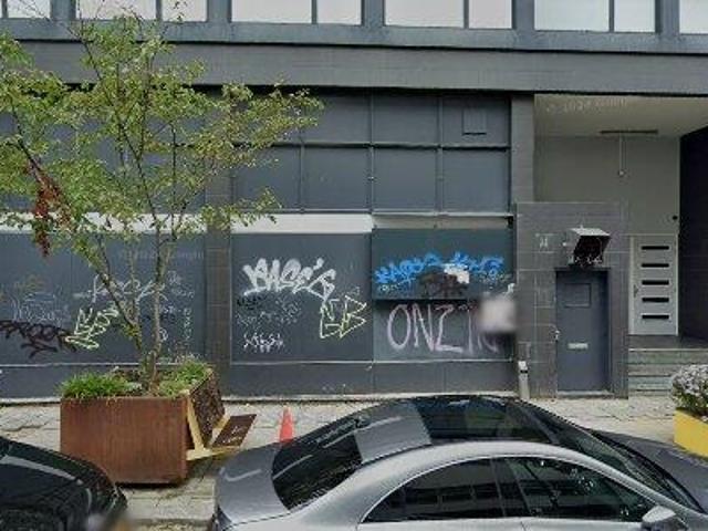 Bedrijfspand te huur in Centrum, Rotterdam