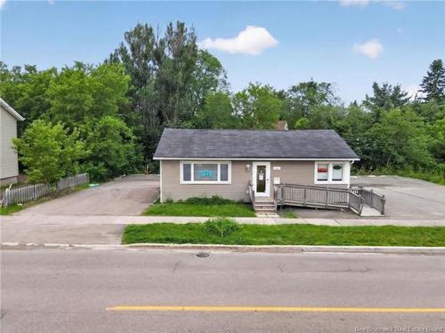 House for sale in Moncton Parish, City of Moncton