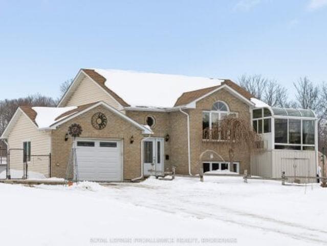 House for sale in Ontario
