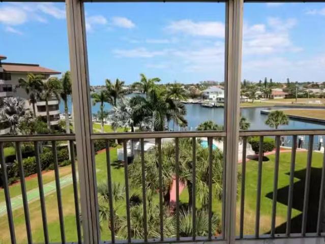 Apartment for rent in Naples