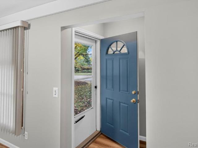 House for sale in Brighton, Livingston County
